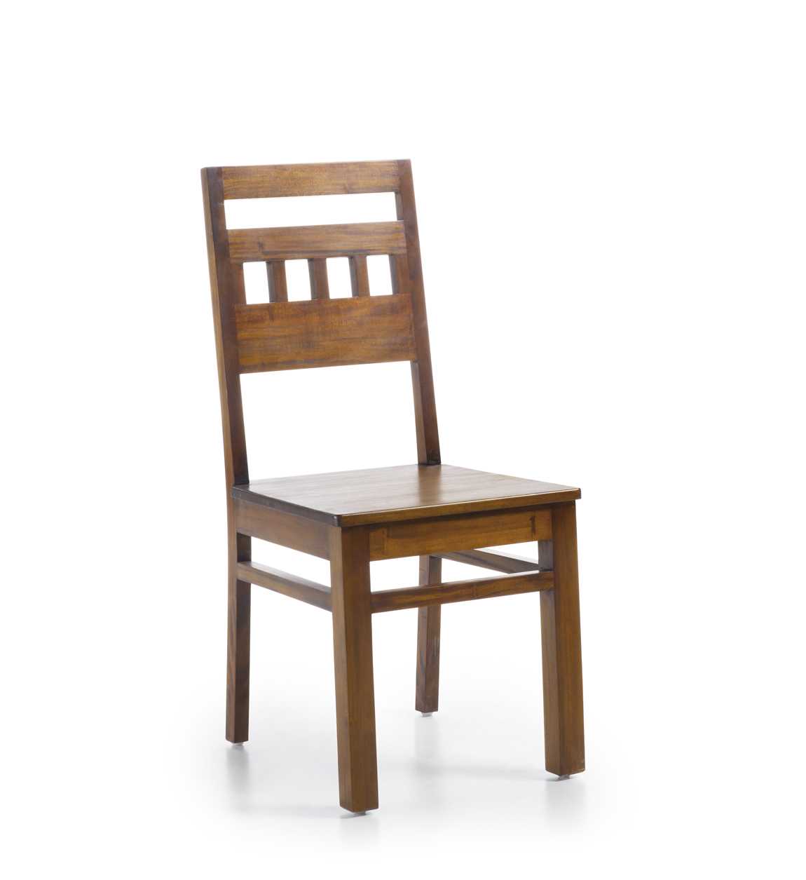 Silla de madera estilo colonial de lテュneas rectas