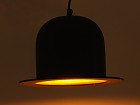 Lámpara de techo sombrero negro