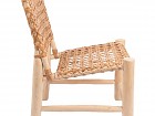 Sillón bajo madera