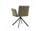 Silla de líneas rectas con reposabrazos anchos