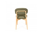 Silla de madera con respaldo y asiento tapizado