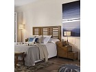 Mueble escalera a la izquierda de madera con cajones