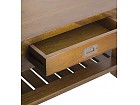 Mesa centro un estante y un cajón 