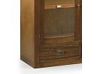 Vitrina pequeña con puertas y cajones 