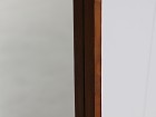 Espejo colonial con fino marco de madera