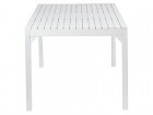 Mesa blanca para sombrilla