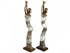 Figuras de mujeres africanas en madera teca
