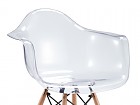 Butaca Eames transparente