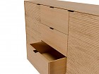 Aparador de madera con puertas y cajones 
