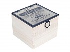 Caja cuadrada de madera y tapa transparente