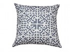 Cojín estampado azul y blanco 45x45 cm