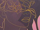 Cuadro abstracto lila y dorado de busto y hojas