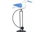 Figura gaviota oscilante de madera sobre peana