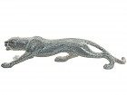 Figura decorativa de leopardo con brillantes plateados