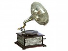 Gramófono antiguo color plata