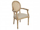 Silla Victoria de madera y rattan con brazos