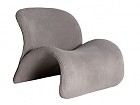 Sillón curvo sin patas tapizado