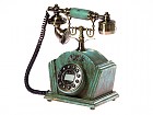 Teléfono de madera azul