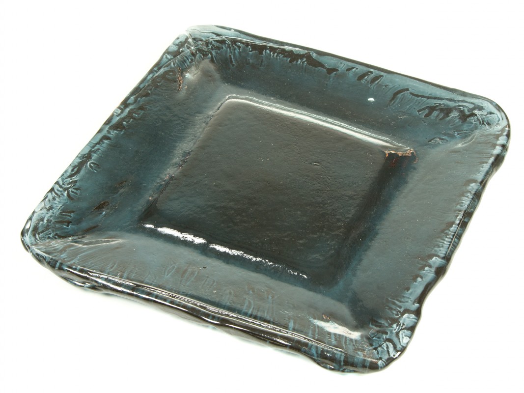 Plato Inca gris 27x27 cm