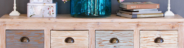 Muebles decapados en madera o metal de primera calidad