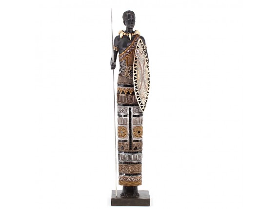 Figura decorativa africana hombre con vestimenta étnica